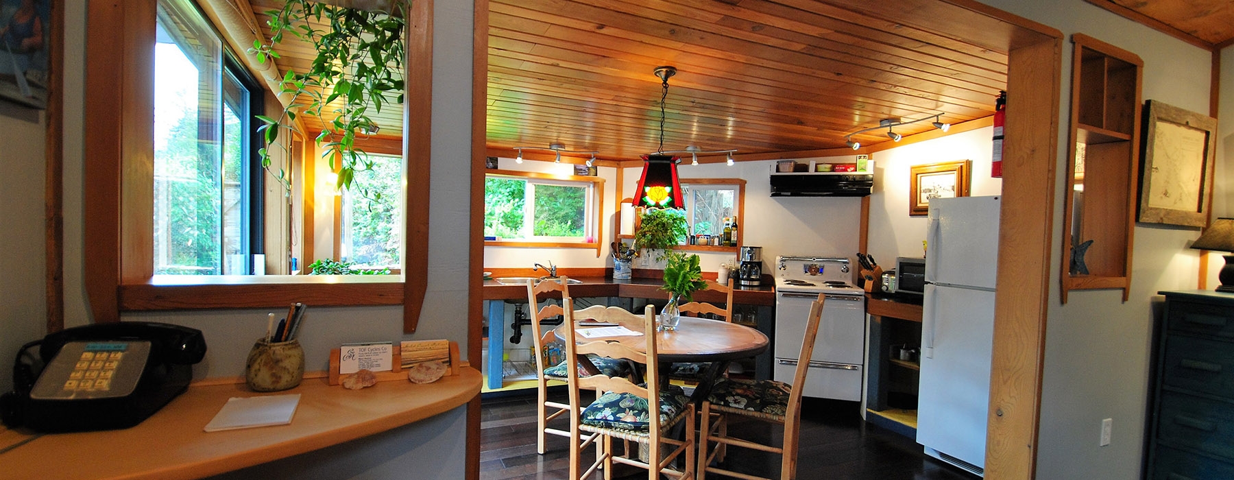 Shipwreck Cabin | Tofino Cabin Rentals At Chesterman Beach