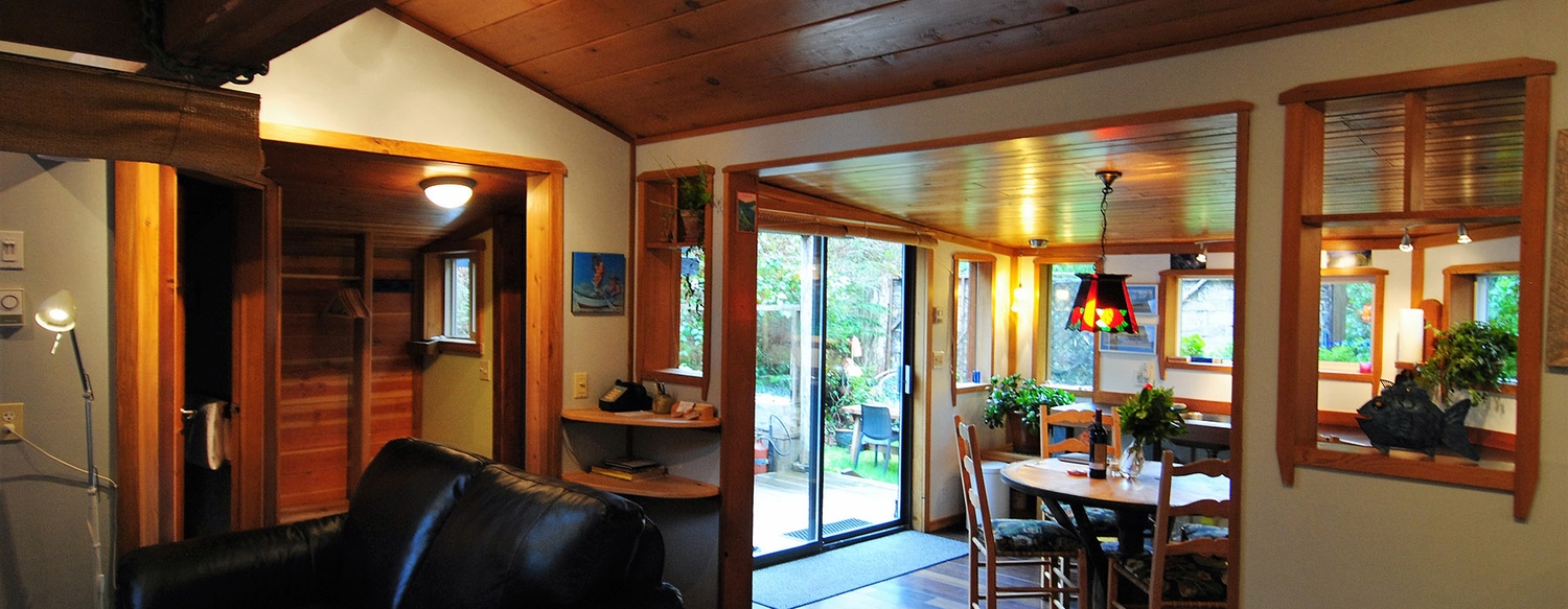 Shipwreck Cabin Tofino Cabin Rentals at Chesterman Beach